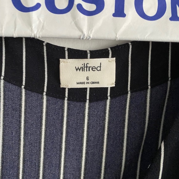 Wilfred Sabrina top - Picture 2 of 4